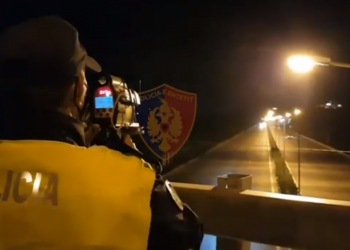 Kontrolle në Tiranë/ Policia i dërmon kundravajtësit