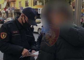 Pa maska në rrugë, gjobiten me nga 3000 lekë 729 qytetarë