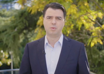 Pandemia në vend/ Basha vazhdon me videomesazhe: Situata po përkeqësohet, Qeveria përgjegjëse