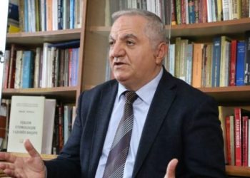 Historiani shqiptar tregon eksperiencën me Covid: Të ngjall ankth dhe frikë