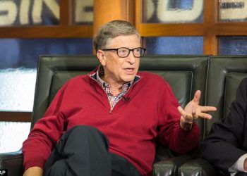 Gates tregon se si do të ndryshoj bota pas pandemisë