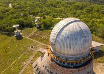 Asteroidi 2020VA1 kalon afër Tokës më 20 nentor