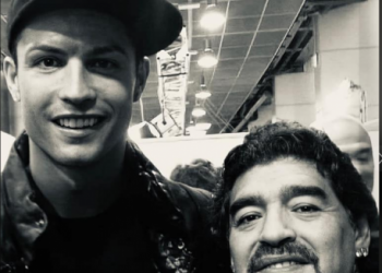 Cristiano Ronaldo poston foton me Maradonën: I them lamtumirë një miku dhe gjeniu të përjetshëm