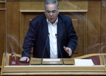 Greqi/ Deputetët mjekë rikthehen në detyrë