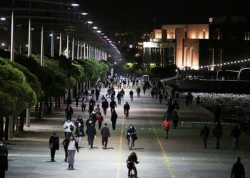 Shtyhet sërish lockdown-i në Greqi/ 1200 viktima vetëm nëntori