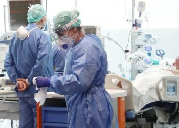 Pavarësisht masave në Itali, branda 24 orëve shënohen 356 viktima nga koronavirusi dhe mbi 25 mijë të infektuar