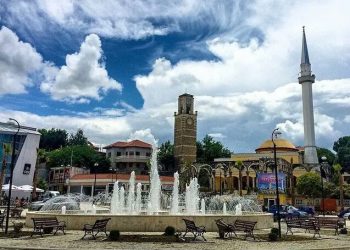 Kavaja e nis frikshëm nëntorin me të infektuarit me Covid-19, për 2 ditë 32 të prekur