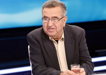 Akuzat ndaj ish-drejtuesve të UÇK/ Klosit: Ndërkombëtarët po e godasin Kosovën