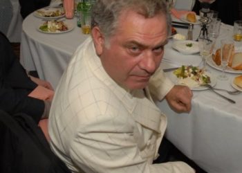 Pëllumb Kulla i jep lamturën emocionuese Devoles: Lamtumirë o i shtrenjti im, po qaj si asnjëherë tjetër