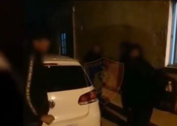Po transportonin emigrantë/ Goditet grupi kriminal