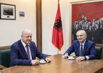 Arsyet e lëvizjeve frenetike të Ilir Metës në Presidencë