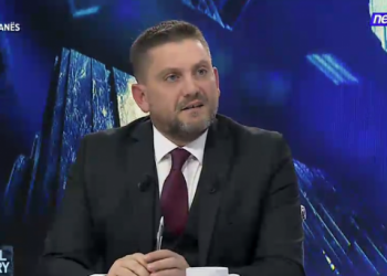 Kasmi: Enver Hoxha dha urdhër që asnjë gjerman të mos dalë gjallë. Luftë e vërtetë në Tiranë!