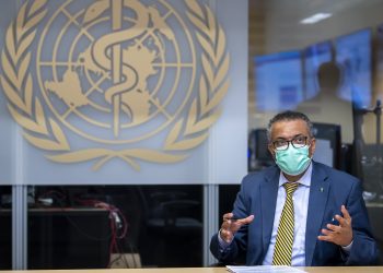 Karantinohet kreu i OBSH-së, pas kontaktit me një të infektuar me COVID: Do punoj nga shtëpia