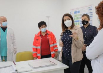 ‘Kemi disa skenarë të gatshëm për situatën’/ Manastirliu: Spitalet rajonale po përgatiten për përballimin e COVID