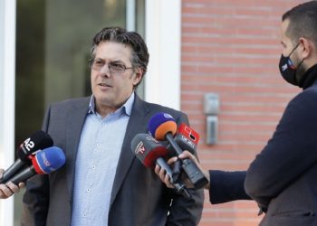 Edi Paloka: Më ndërroj jëtë vajza e tezes nga Covid, nuk e kanë rregjistruar si të tillë