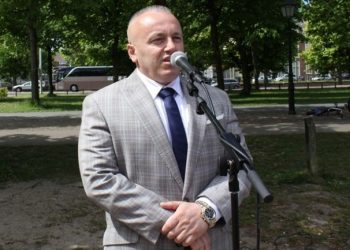 Vrasja e “Presidentit” të vetëshpallur të Çamërisë, vazhdojnë hetimet me zhytës në Amsterdam