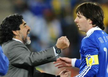 Vdekja e Maradonës, Messi: Ai po na lë, por nuk largohet
