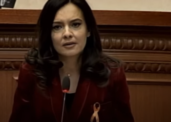 ‘Zyra e presidentit krijon komitete anti shtetërore’/ Spiropali komenton takimin e Metës: Aty ishin jo doktorë, por në rolin e politikanit
