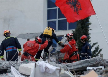 1 vit nga tërmeti/ Lleshaj: Respekt e mirënjohje për punonjësit e Policisë, zjarrfikësit e personelin shëndetësor