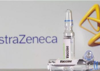 Britania injoron dyshimet e ekspertëve, i jep “dritën jeshile” vaksinës së AstraZeneca-s