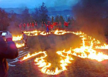 Shqipëria ngre flamurin e saj për herë të parë në Canberra