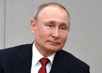 Covid-19/ Putin vendos të marrë vaksinën ruse