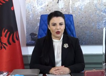 Balluku i përgjigjet Vjosa Osmanit: S’është trau për të na ndarë ne me Kosovën