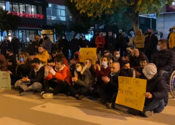 Protesta në Durrës/ Procedohen 4 persona për organizim të paligjshëm