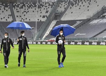 Napoli fiton luftën me Juventusin, “Zonjës së Vjetër” i hiqen 3 pikë