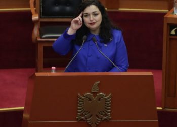 Mesazhi i Vjosa Osmanit në Kuvend: Kosova nuk ka nevojë për tra të vendosur nga Shqipëria