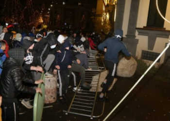 Raporti i Avokatit të Popullit për protestën/ 124 të shoqëruar, 57 të mitur