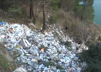 FOTO/ Bukuria e luginës së Shkopetit rrezikohet nga mbetjet