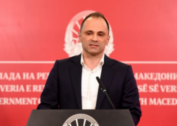 Maqedonia e Veriut/ Ulen shifrat e COVID-19, Ministri: Me vaksinën jemi në fazën e fundit