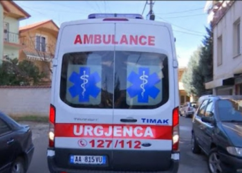 E rëndë në Kavajë, gjendet i vdekur në banesë nga familjarët 22-vjeçari