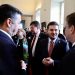 ‘Politika e vaksinimit të BE të zbatohet edhe në Shqipëri’/ Cakaj kërkesë Várhelyi-t: Do të ishte shembull i…