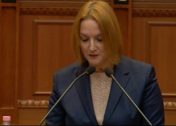 Mbështetja financiare për familjen e Klodian Rashës/ Denaj: T’i qëndrojmë pranë në momente të vështira