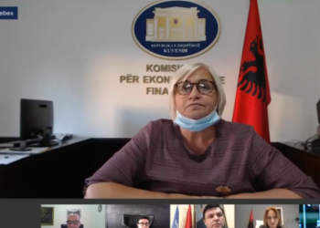 Buxheti 2021/ Komisioni i Ekonomisë rrëzon dekretin e Metës për kthim në Kuvend