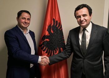 Kurti fillon me “rekrutimet”: Një asamblist nga LDK, anëtari më i ri i Vetëvendosjes