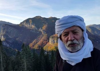 “Nëse nuk e kthej kokën kur t’më thërrisni mos t’ju ngelë hatri”/ Çun Lajçi ndan lajmin e trishtë: Kam humbur dëgjimin
