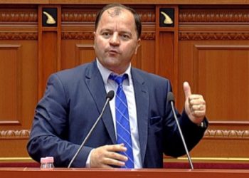 Lefter Maliqi: Nuk jam i kënaqur me opozitën, duhej të ishin në çadër