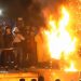 Dogji pemën e Krishtlindjeve gjatë protestave për Klodianin/ Policia i vë prangat 22-vjeçarit