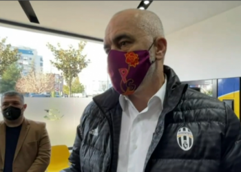Keni për të paguar fatura? Prezantohet aplikacioni më i ri i Postës Shqiptare/ Rama: Shkurton kohë dhe zhduk burokracitë