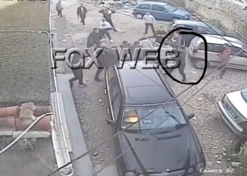 VIDEO/ Sherr masiv në Fier, 20 veta përleshen me njëri-tjetrin