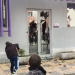 Tubimi në Shkodër/ Protestuesit thyejnë xhamat e selisë së PS-së. Të miturit me dru në dorë, nisin kapsollat