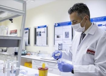 ​Zhvillohet sistemi nanoteknologjik që e diagnostikon COVID-19 për 10 sekonda