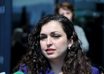 Populli pa vaksina, Presidentja rrezitet!