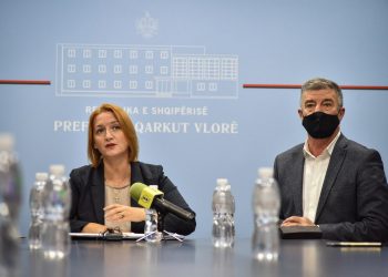 Denaj nga Vlora: Fiskalizimi pjesë e revolucionit digjital të shërbimeve, për të përmirësuar administrimin fiskal dhe reduktuar informalitetin