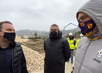“Shembe atë shkollë”, Rama jep porositë për projektet e rehabilitimit në Berat: Nuk keni durim, prurjet e reja i doni menjëherë