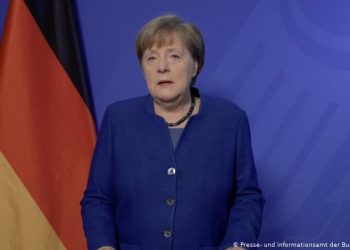 Mutacioni i ri i virusit, Merkel parashikon javë të vështira