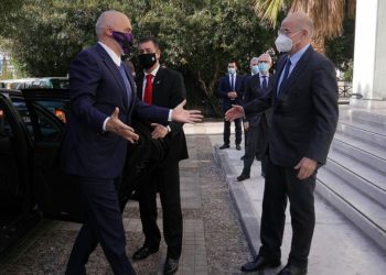 Ministri i Jashtëm grek pret Ramën: Në fokus marrëdhëniet dypalëshe